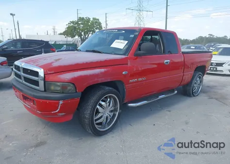 1998 Dodge Ram 1500 St z USA, uszkodzony, nr VIN 1B7HC13Z8WJ100599
